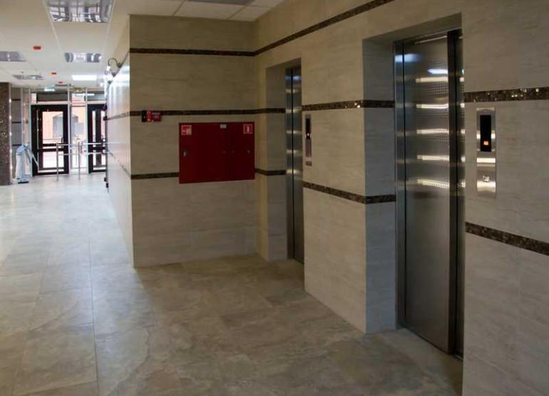 Изумруд: Вид главного лифтового холла